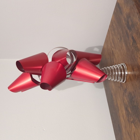 Christmas Tree Topper - Festive Red Bow Design - Picture 2 of 6